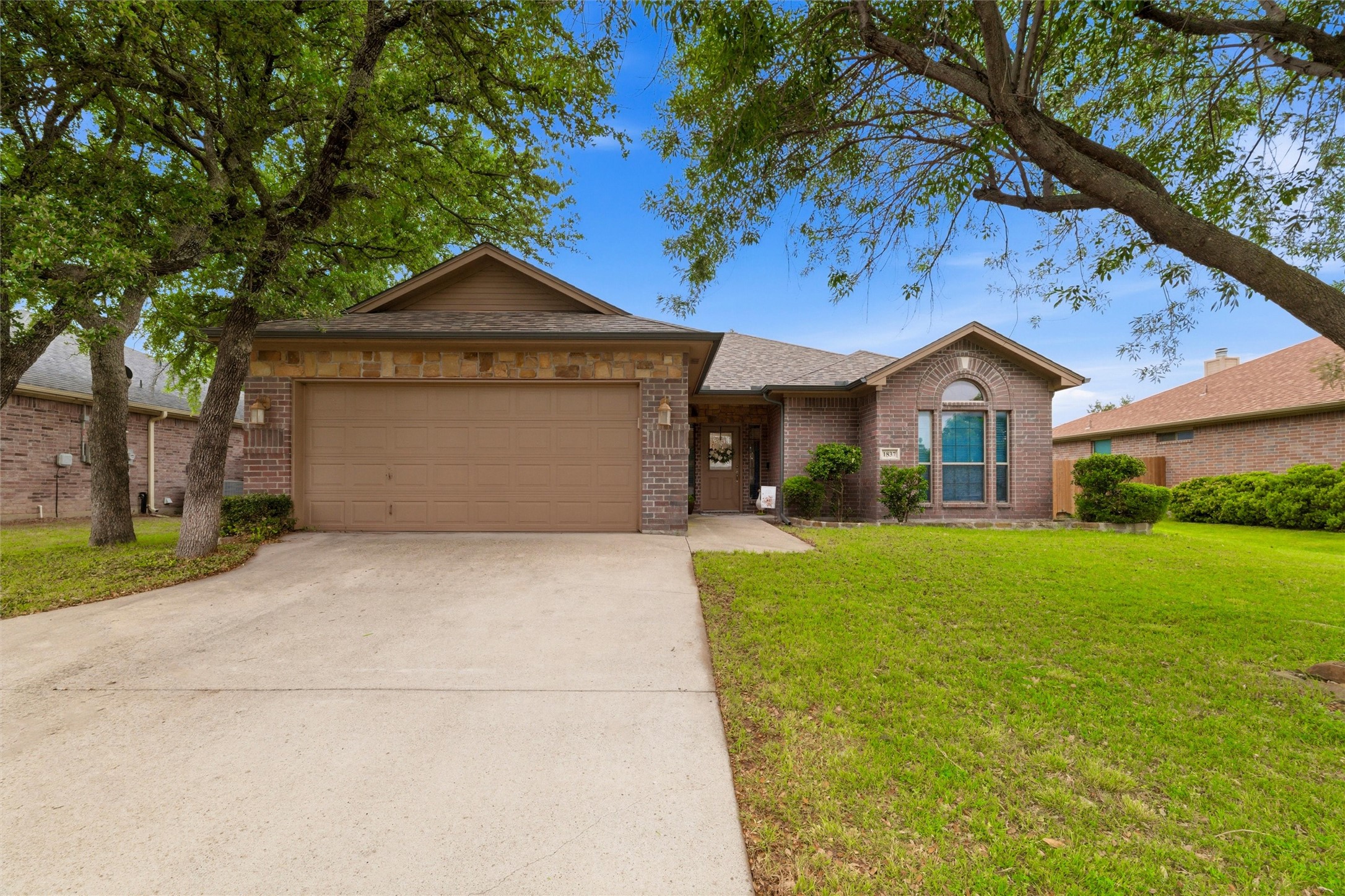 1837 Roadrunner Drive Weatherford TX 76088