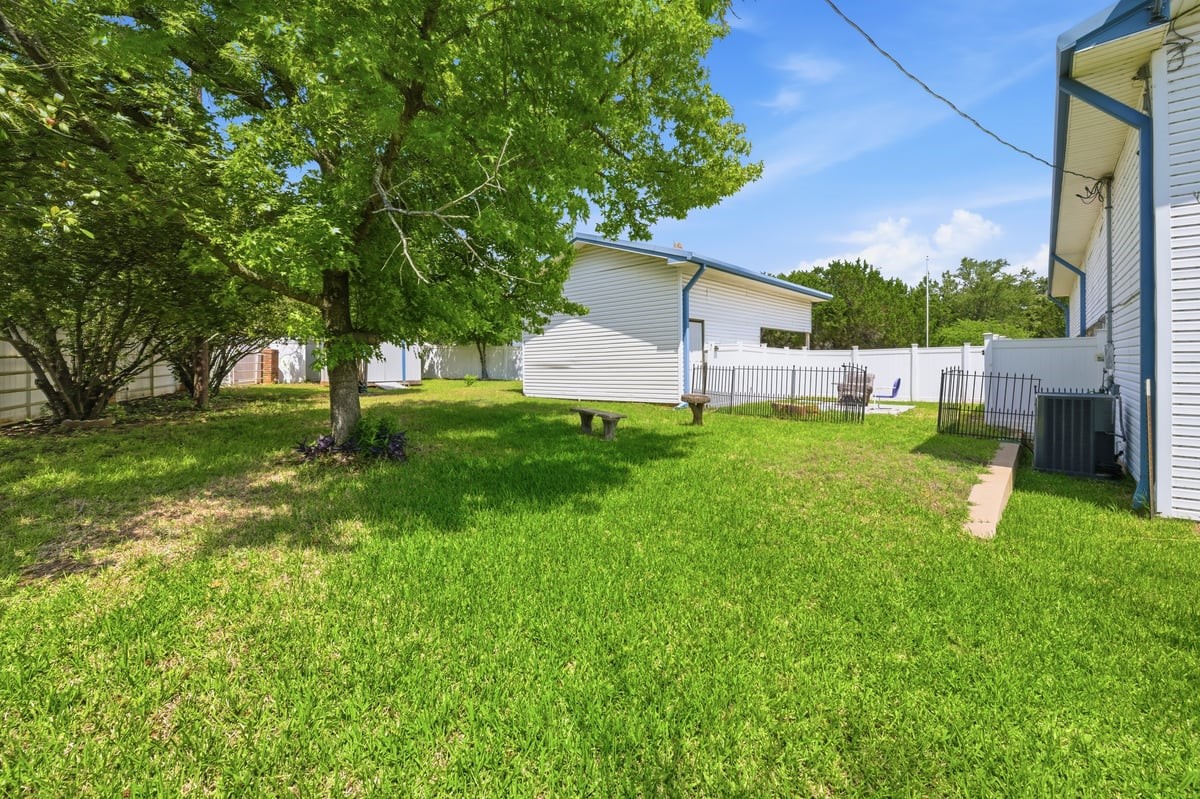 108 Big Bend Drive Whitney TX 76692