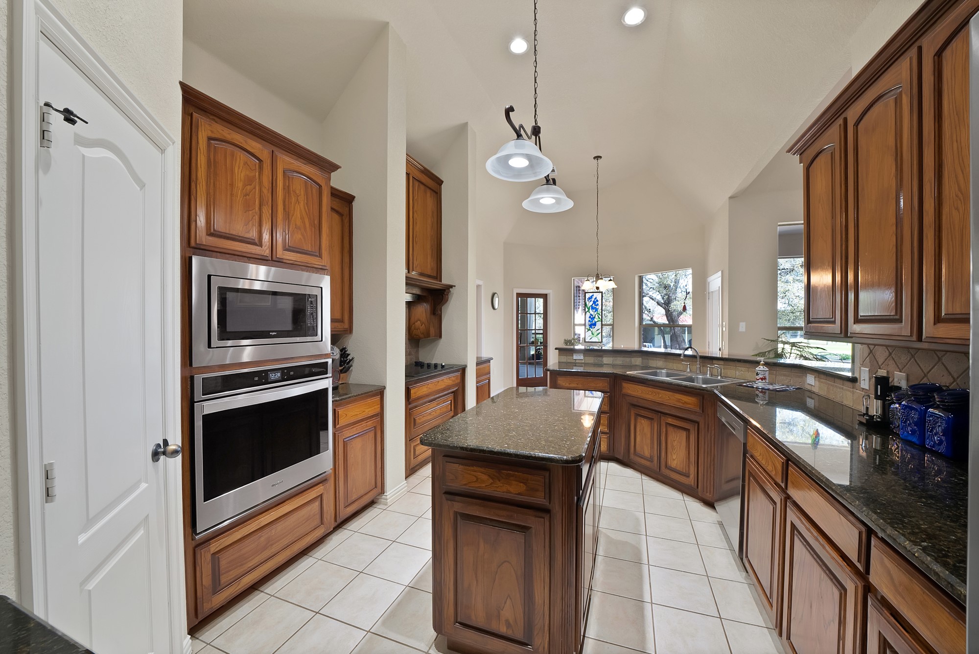 2526 Hayley Drive Weatherford TX 76085