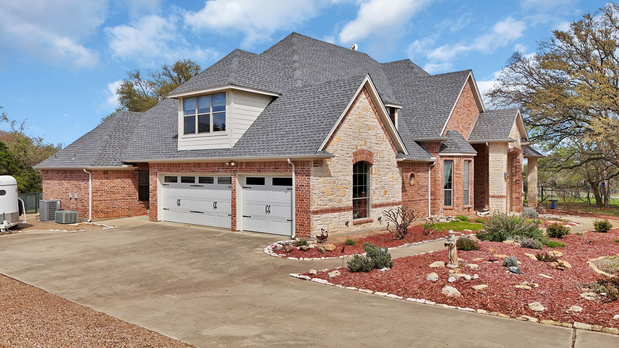 2526 Hayley Drive Weatherford TX 76085