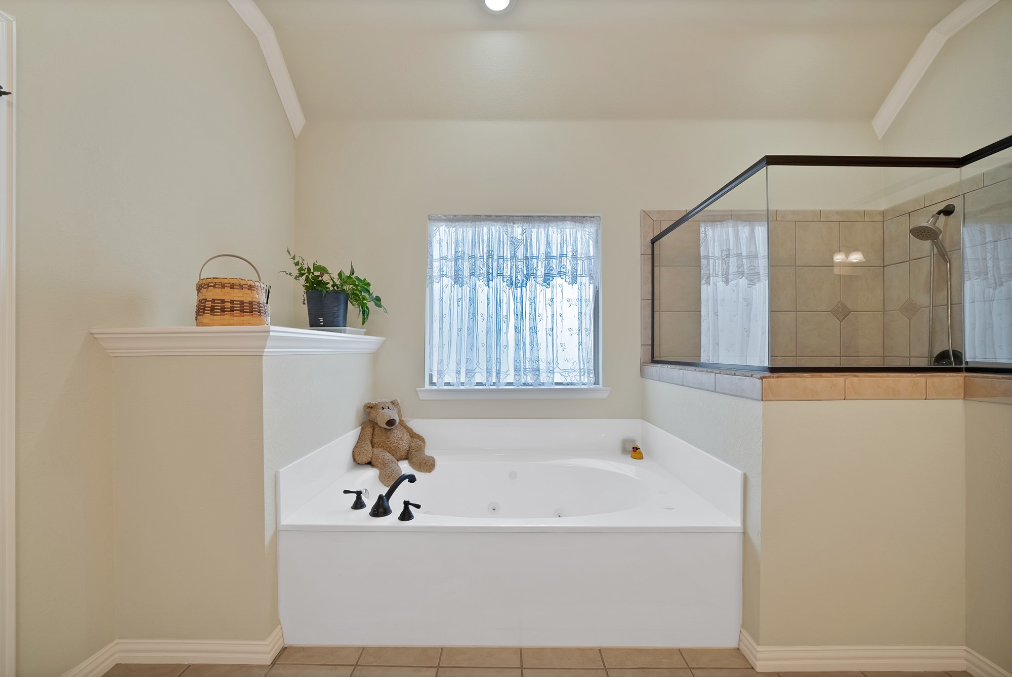 2526 Hayley Drive Weatherford TX 76085
