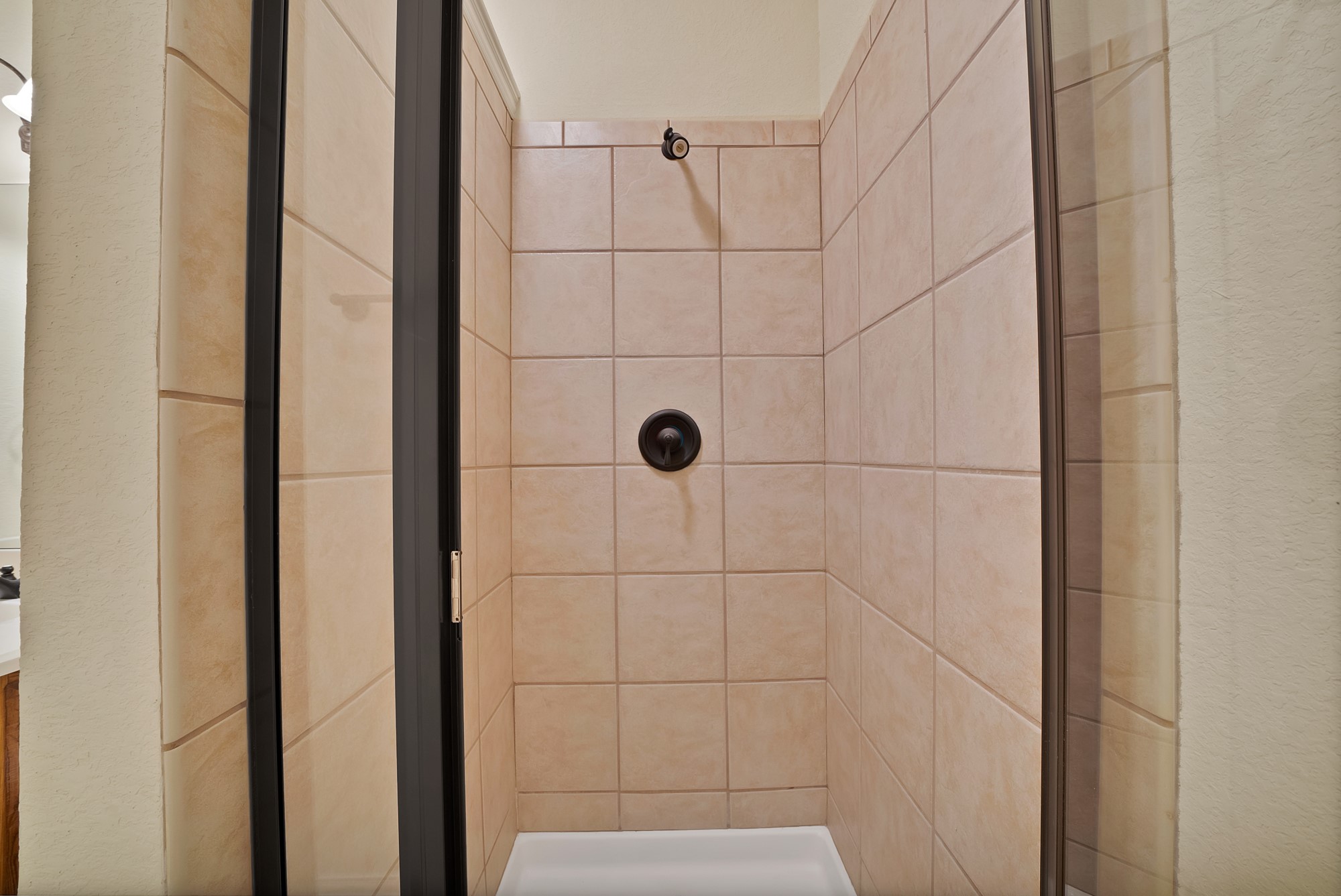 2526 Hayley Drive Weatherford TX 76085