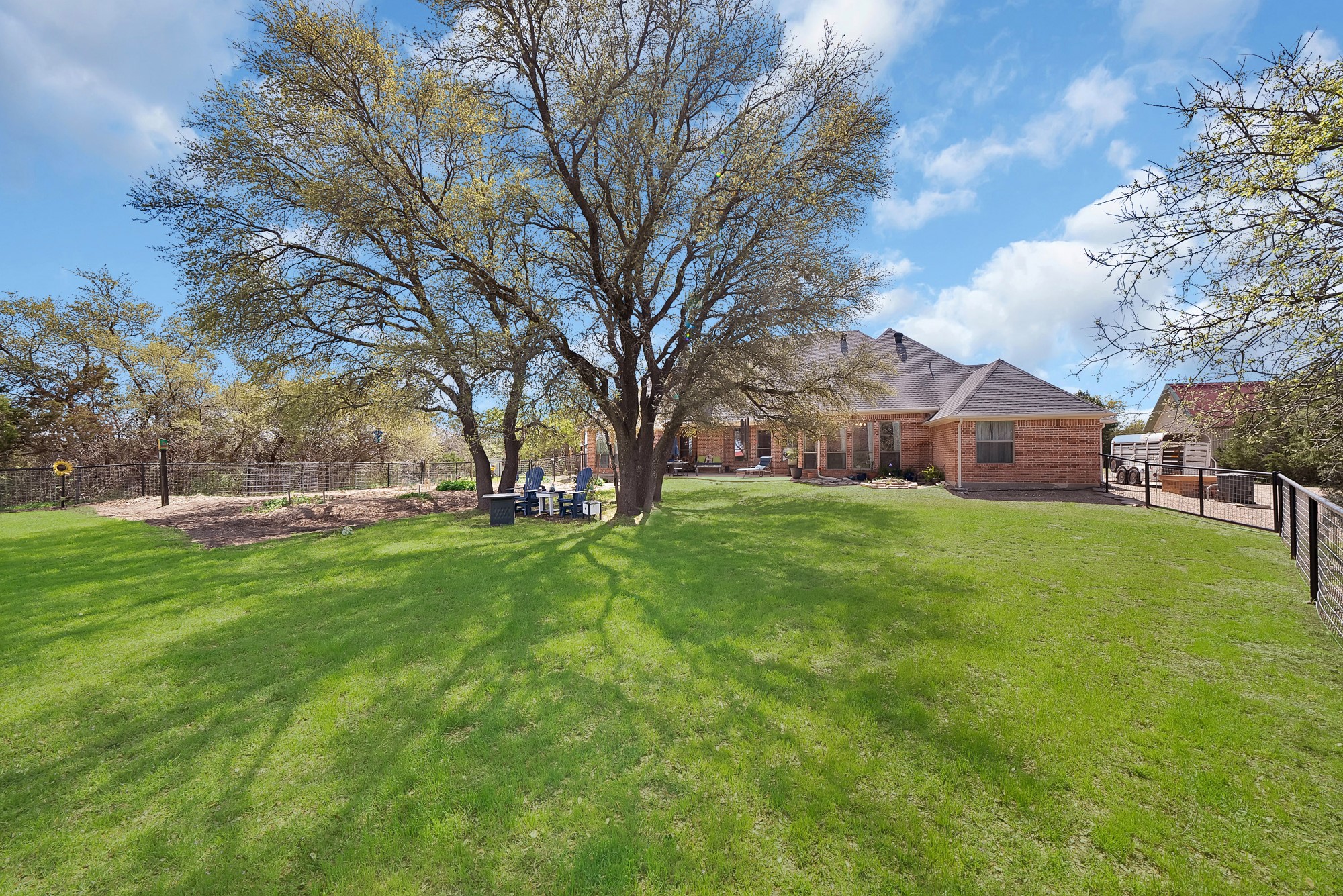 2526 Hayley Drive Weatherford TX 76085