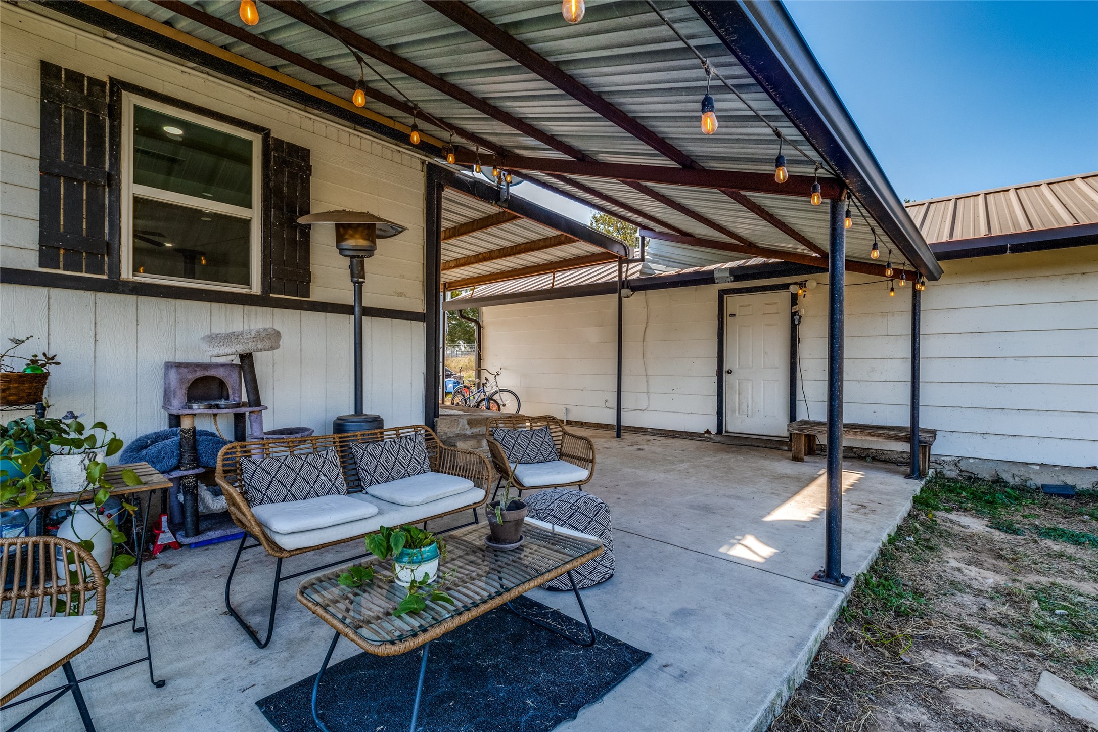 152 County Road 4678 Boyd TX 76023