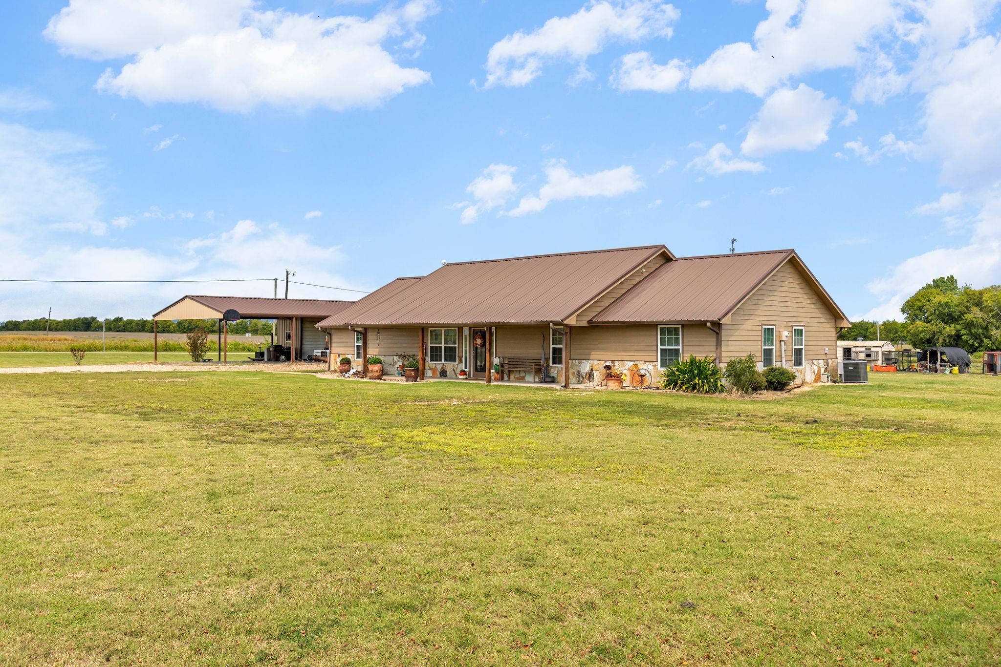 660 Milton Minter Road Deport TX 75435