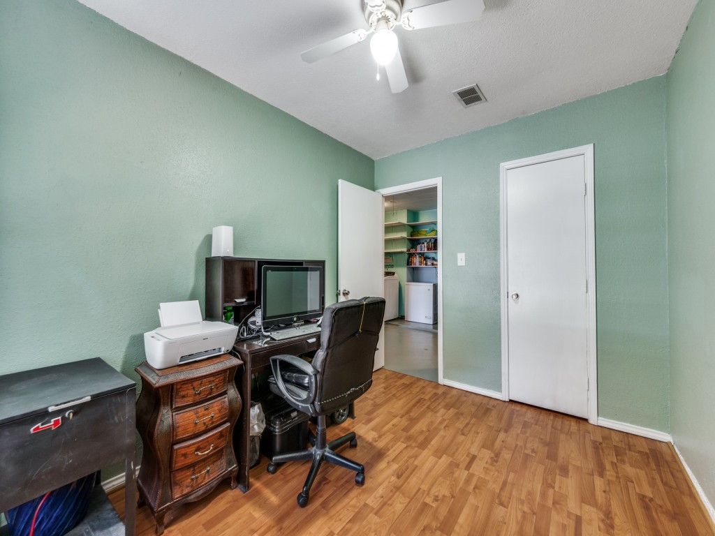 5304 Umbrella Pine Court Arlington TX 76018