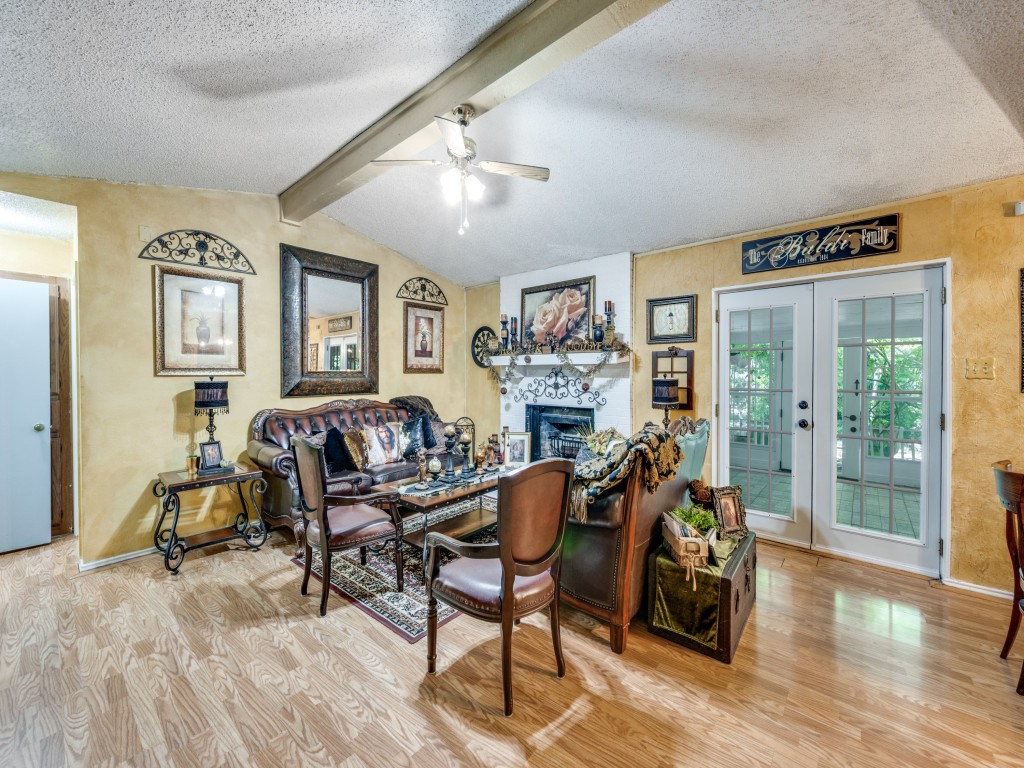 5304 Umbrella Pine Court Arlington TX 76018