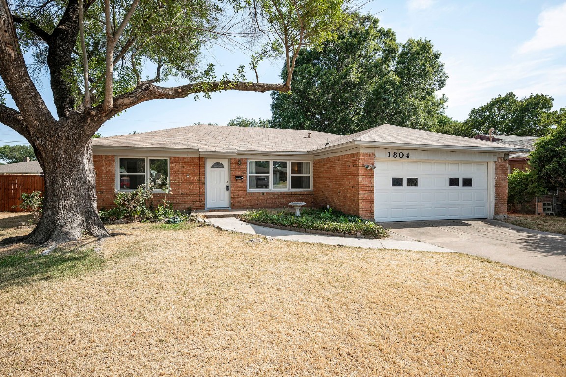 1804 Annette Drive Irving TX 75061