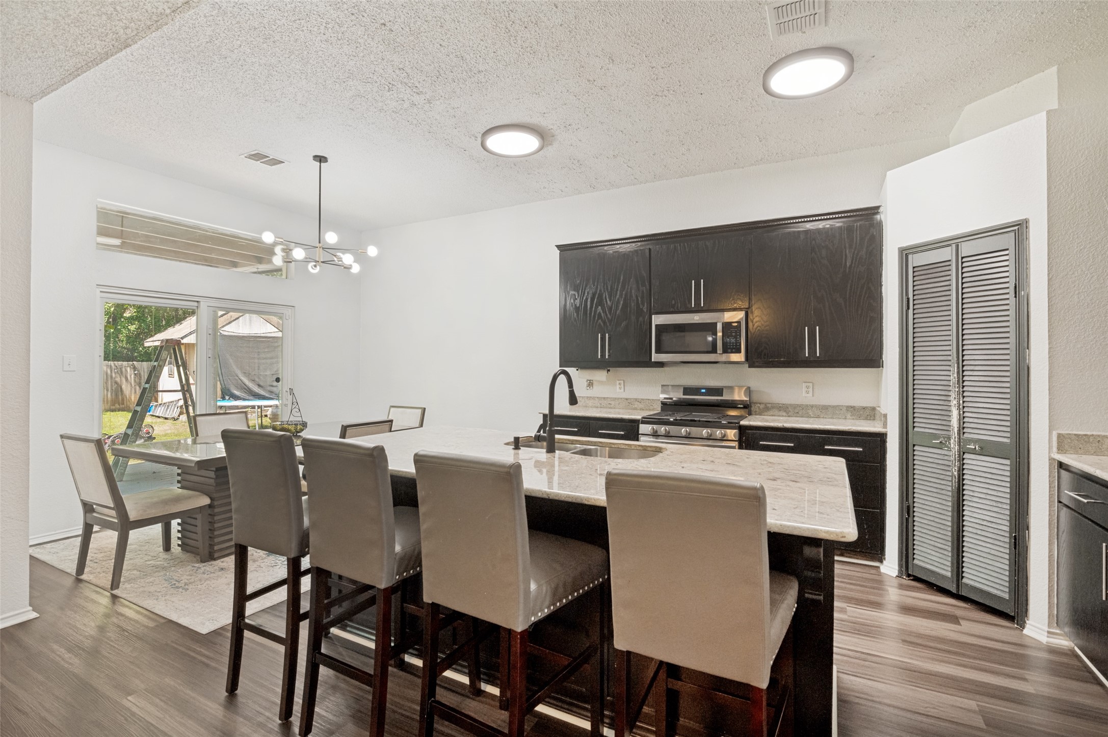 230 Longhorn Trail Grand Prairie TX 75052