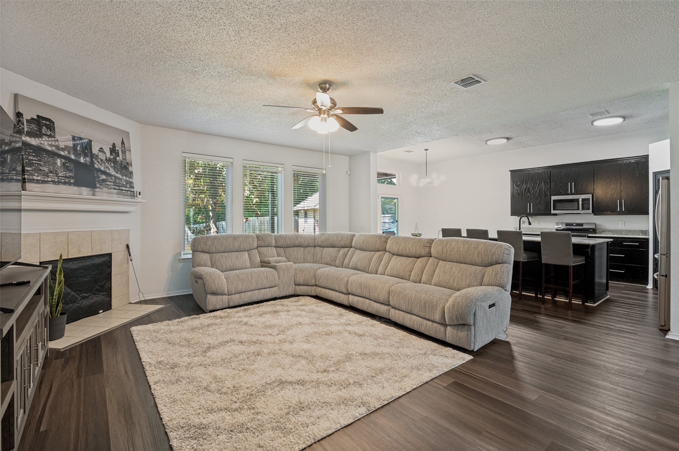 230 Longhorn Trail Grand Prairie TX 75052