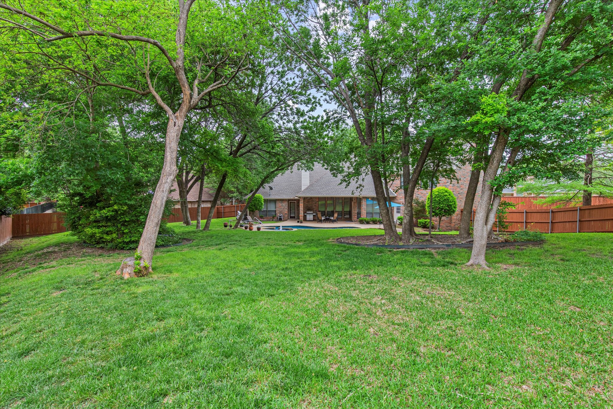 7505 Woodbridge Place Garland TX 75044