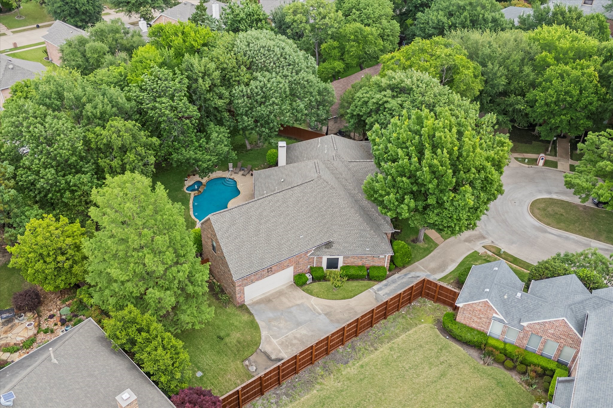 7505 Woodbridge Place Garland TX 75044