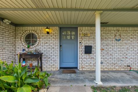 6213 Wrigley Way Fort Worth TX 76133