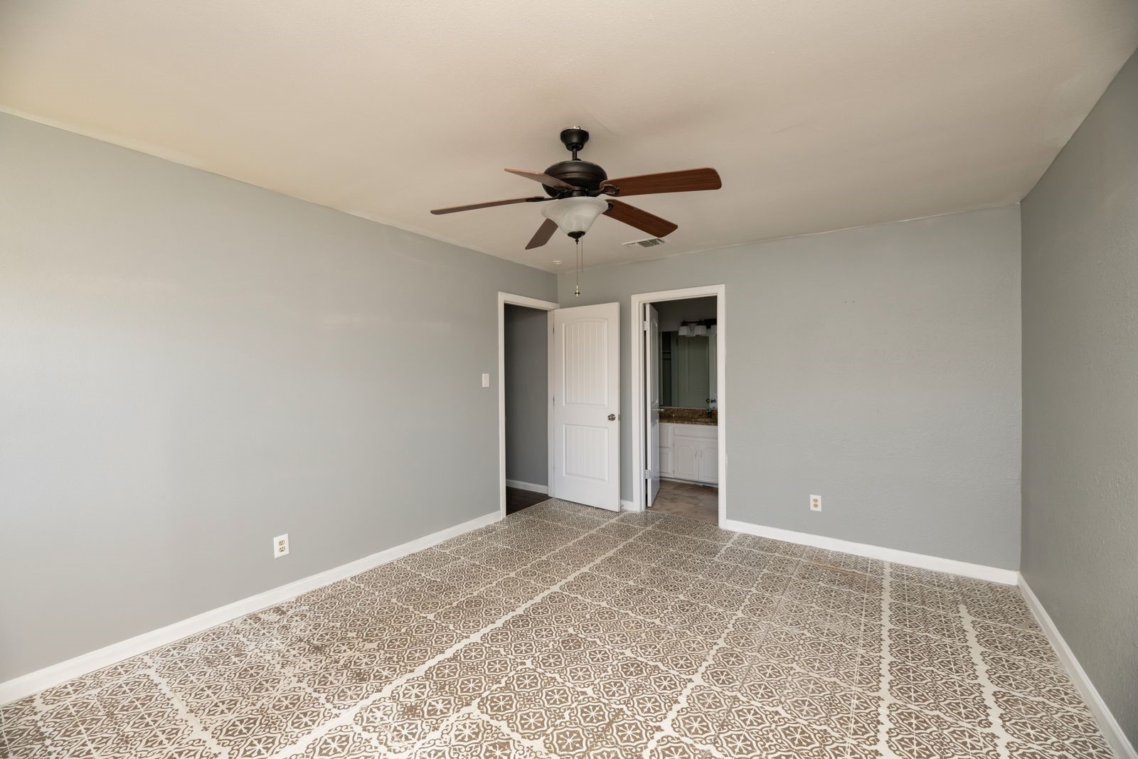 540 Billie Ruth Lane Hurst TX 76053