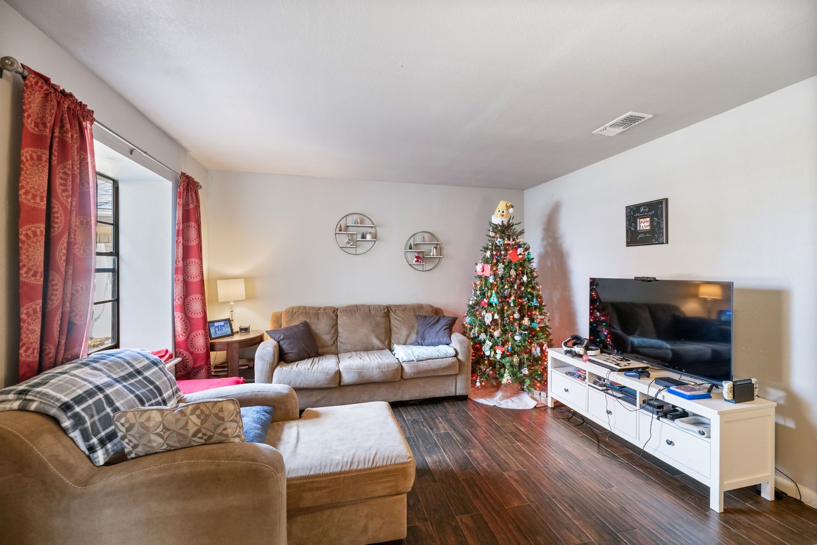 540 Billie Ruth Lane Hurst TX 76053