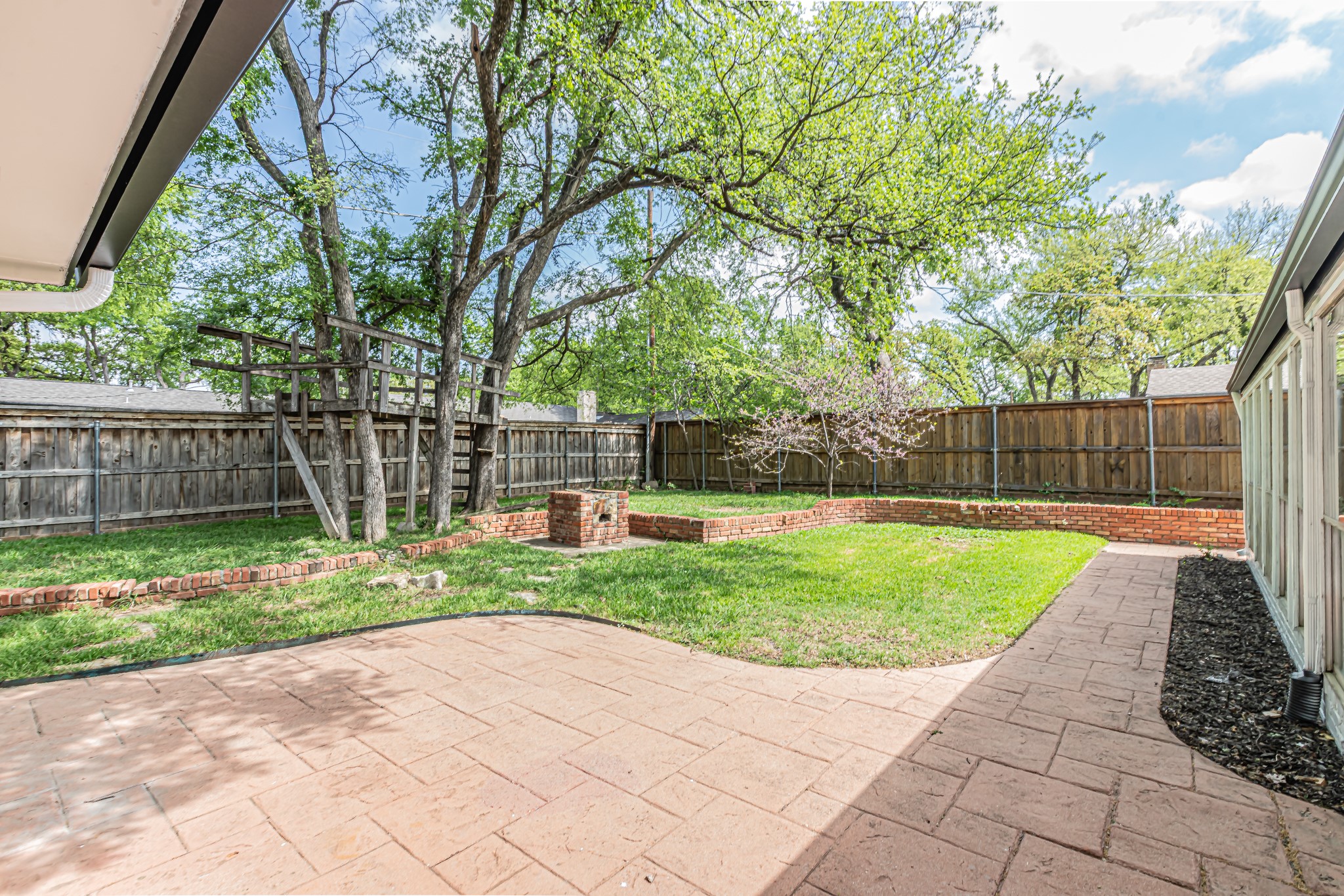 1017 Arlena Drive Arlington TX 76012