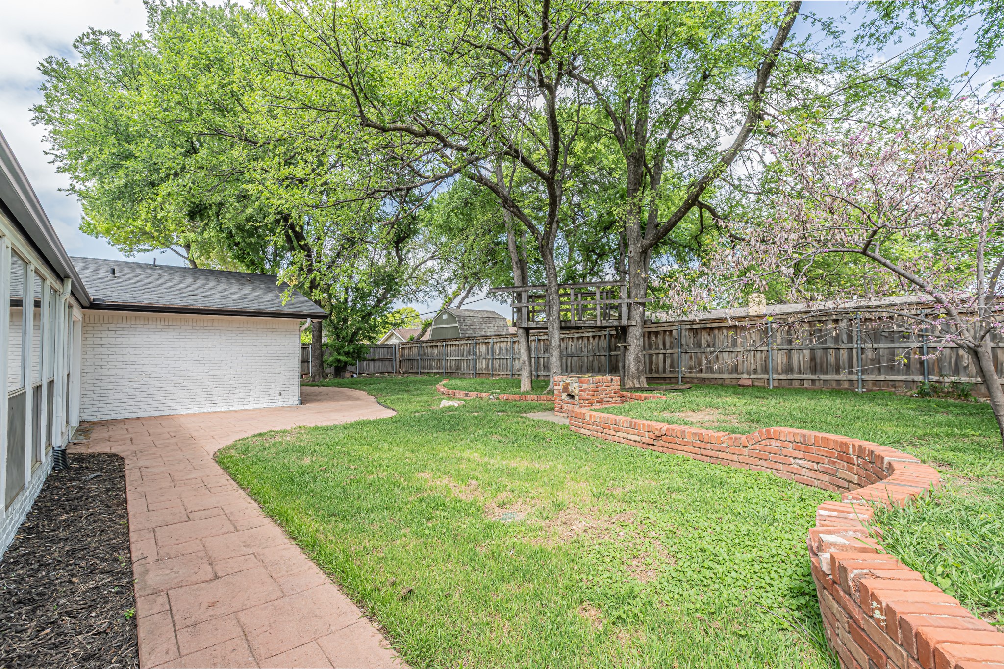 1017 Arlena Drive Arlington TX 76012
