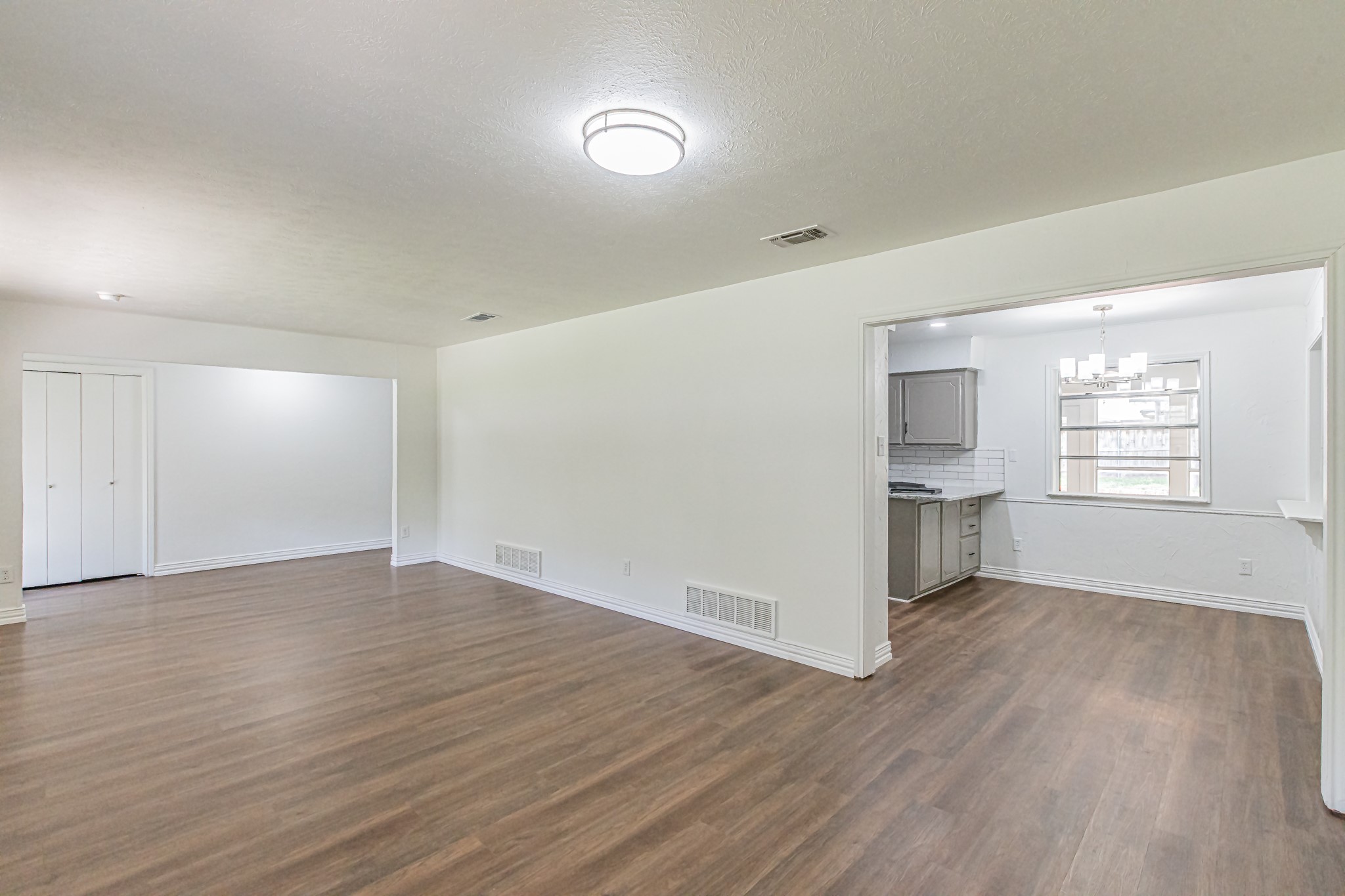 1017 Arlena Drive Arlington TX 76012