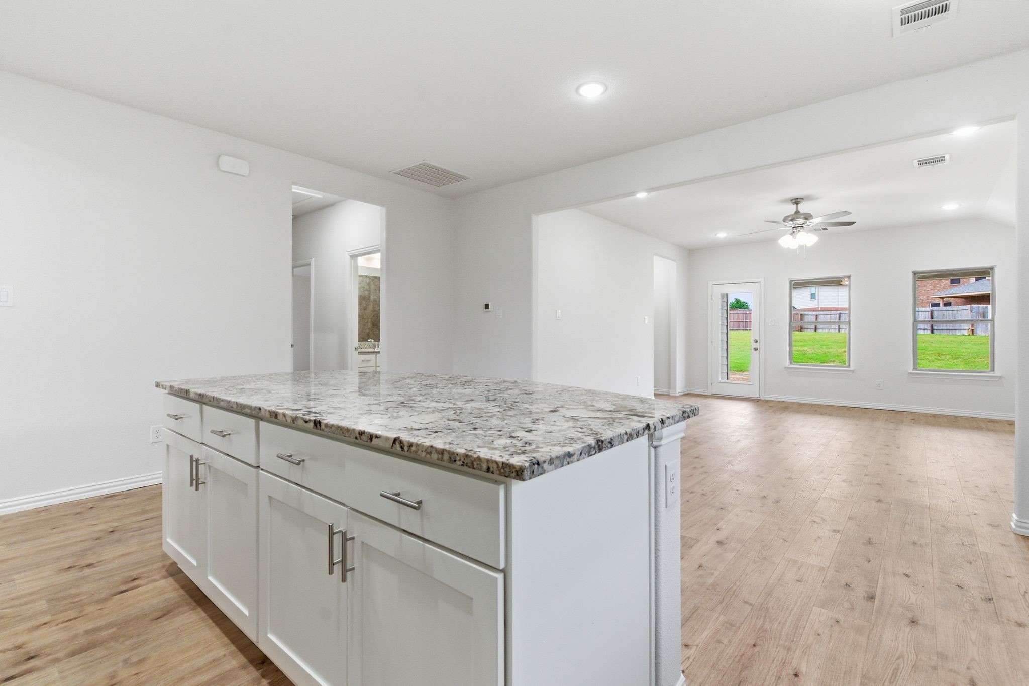 9 Mockingbird Lane Sanger TX 76266
