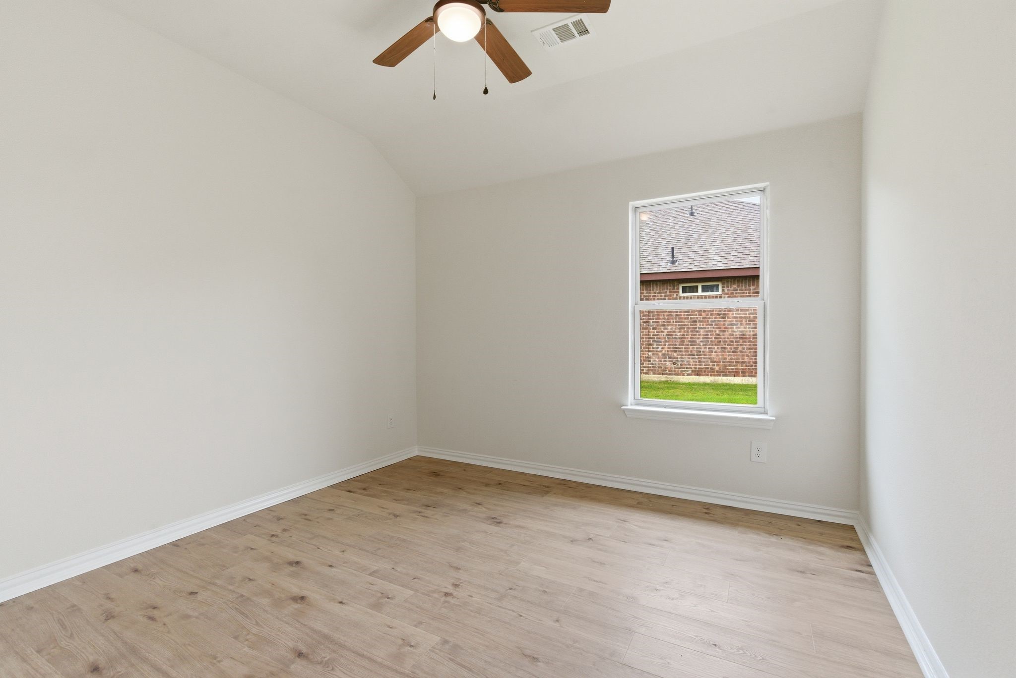 9 Mockingbird Lane Sanger TX 76266