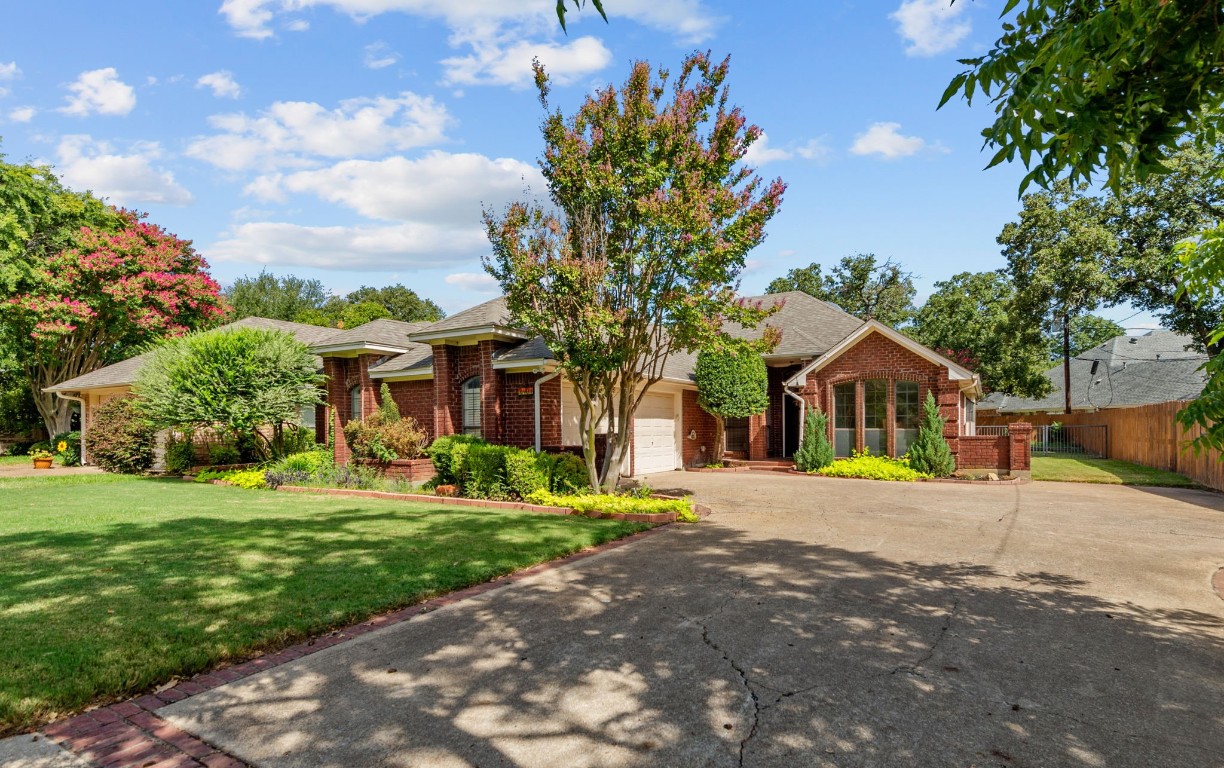 3401 Westgrove Drive Arlington TX 76001