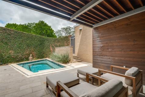 2207 Kessler Woods Court Dallas TX 75208