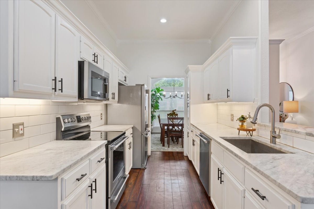 228 Greystone Drive Hewitt TX 76643