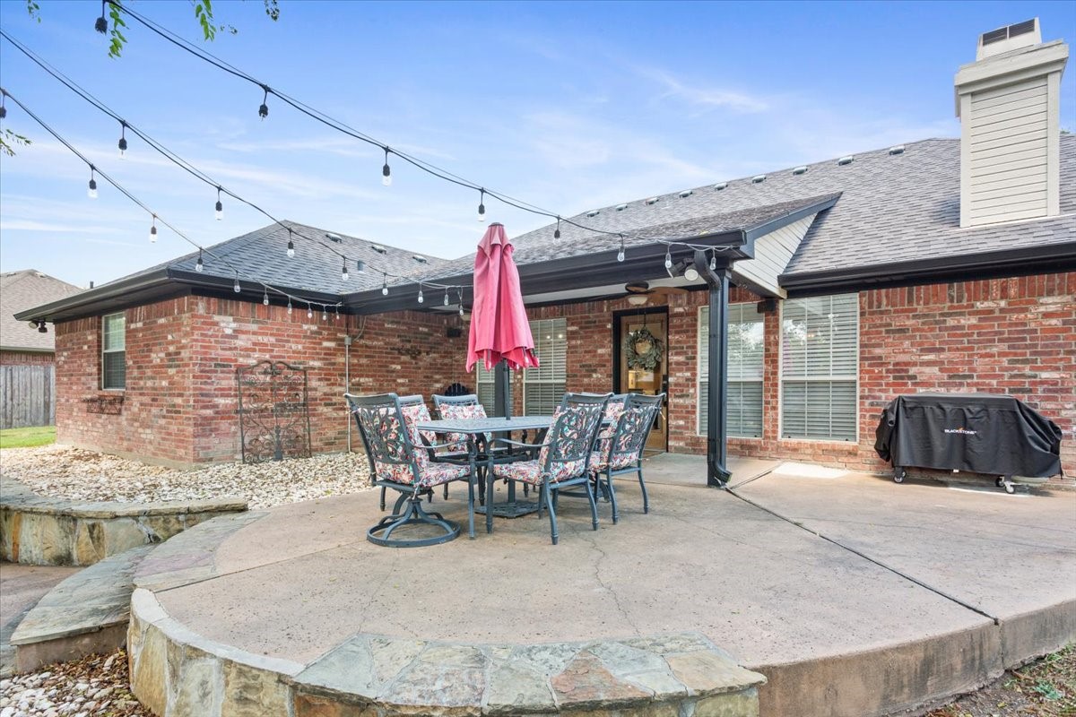228 Greystone Drive Hewitt TX 76643