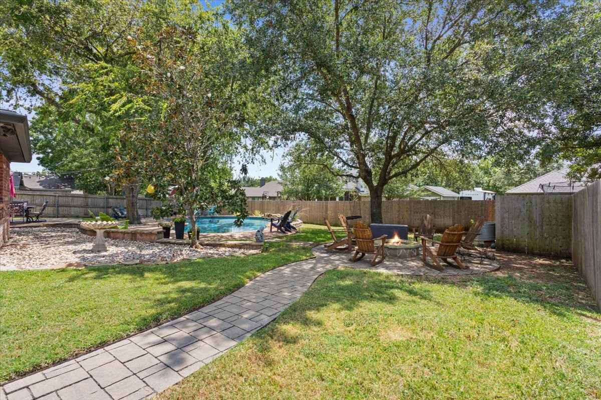 228 Greystone Drive Hewitt TX 76643