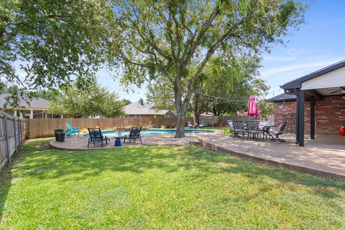 228 Greystone Drive Hewitt TX 76643