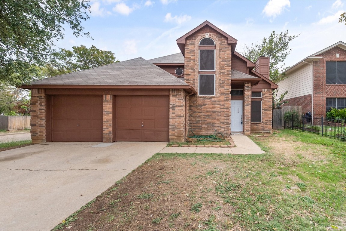 8401 Cloverglen Lane Fort Worth TX 76123