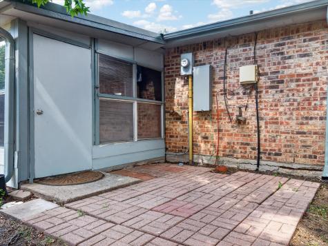 2935 Rolling Hills Drive Carrollton TX 75007