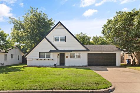 317 Lena Lane Burleson TX 76028
