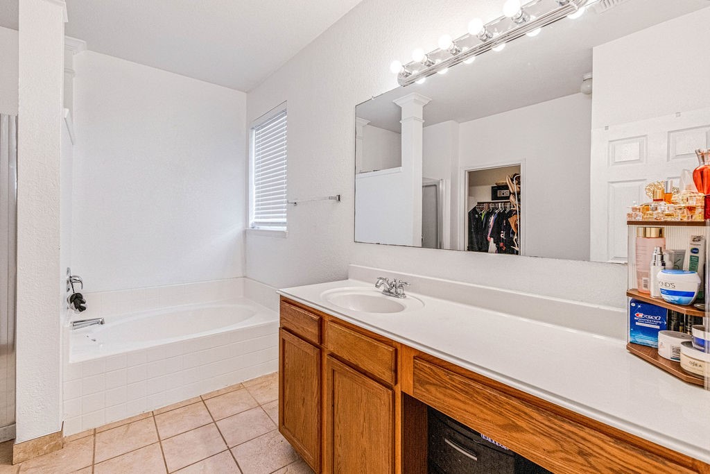 804 Ridge Point Drive Grand Prairie TX 75052