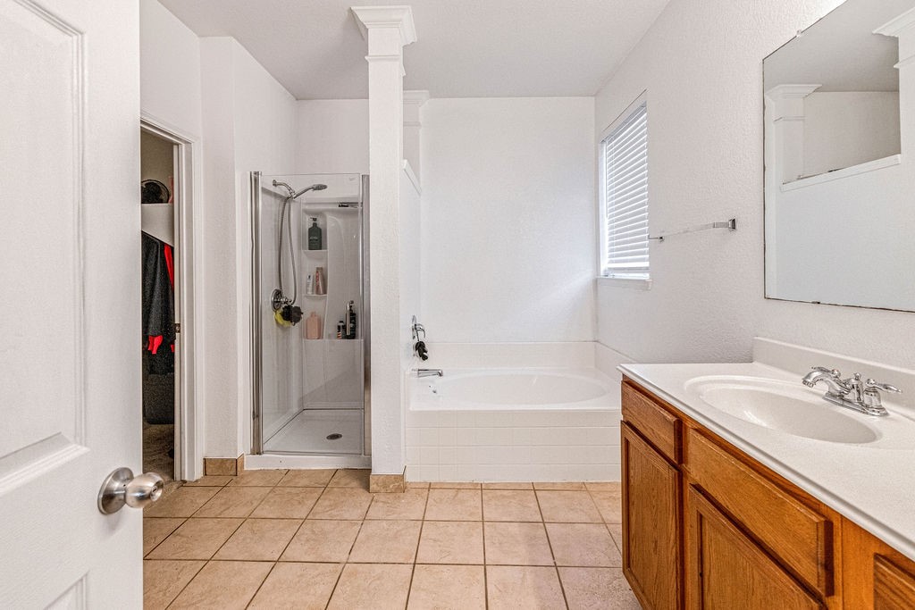 804 Ridge Point Drive Grand Prairie TX 75052