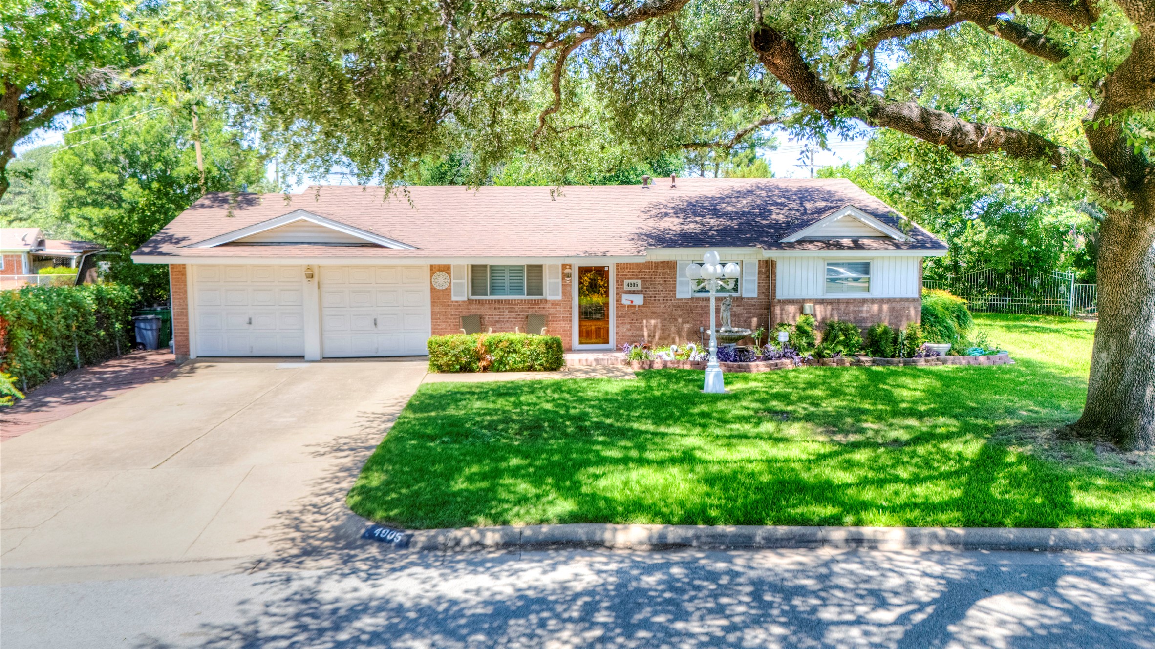 4905 Tracy Drive Haltom City TX 76117