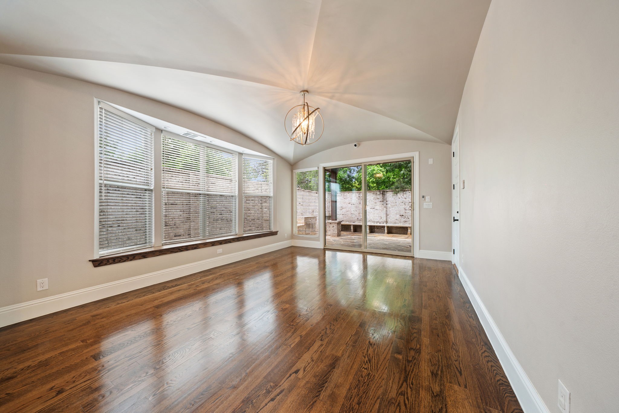 2104 Wellington Street Greenville TX 75401