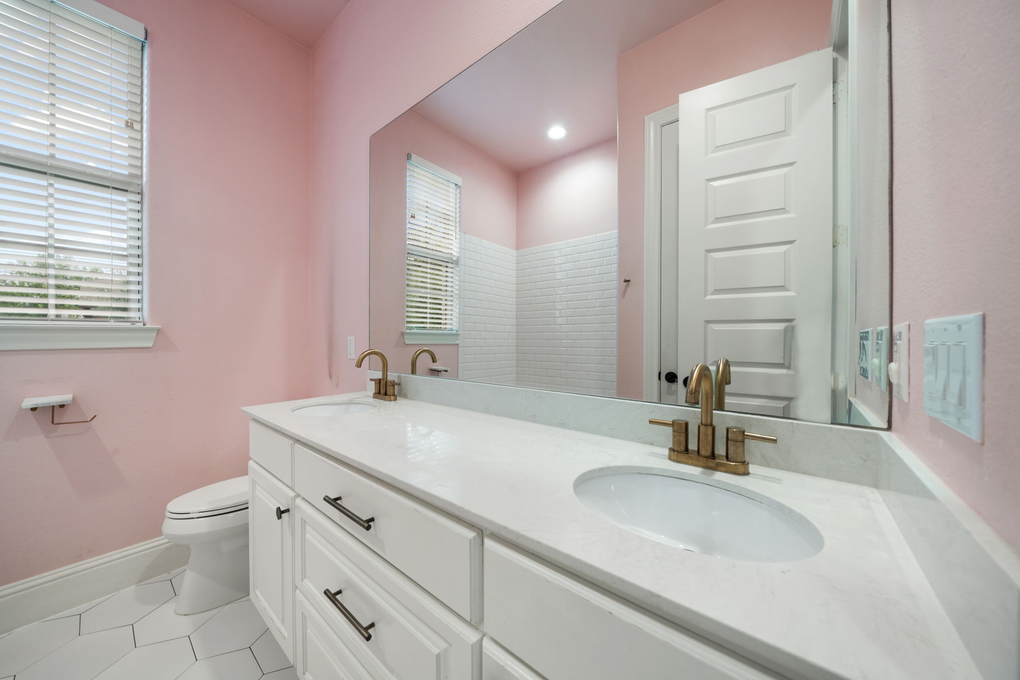 2104 Wellington Street Greenville TX 75401