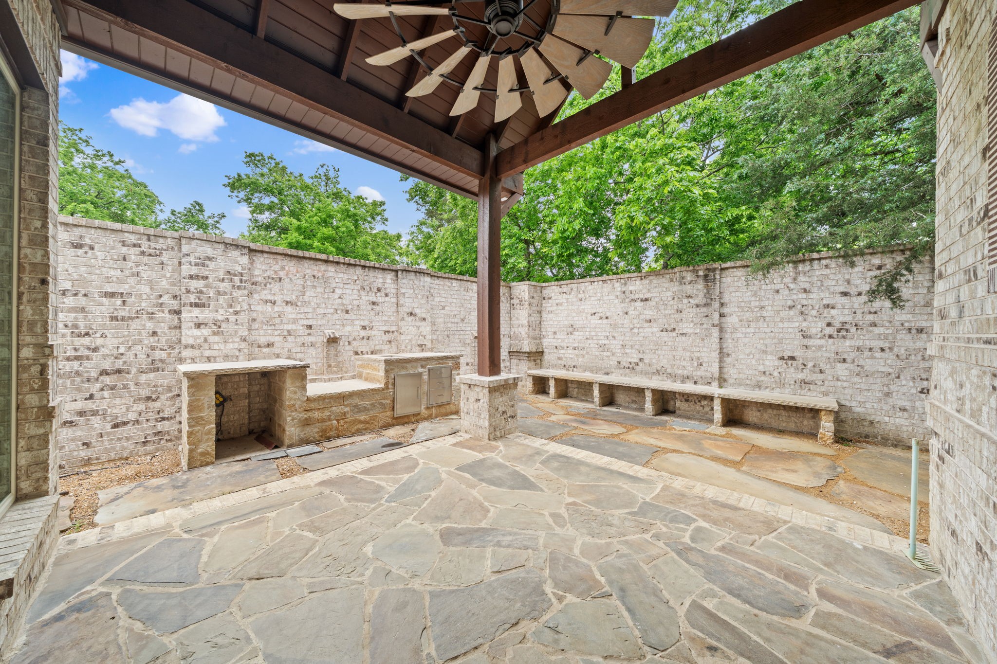 2104 Wellington Street Greenville TX 75401