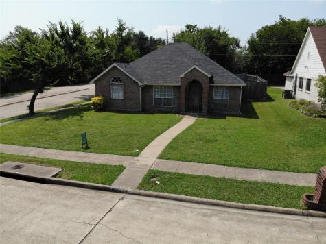 1502 Develon Drive Mesquite TX 75149