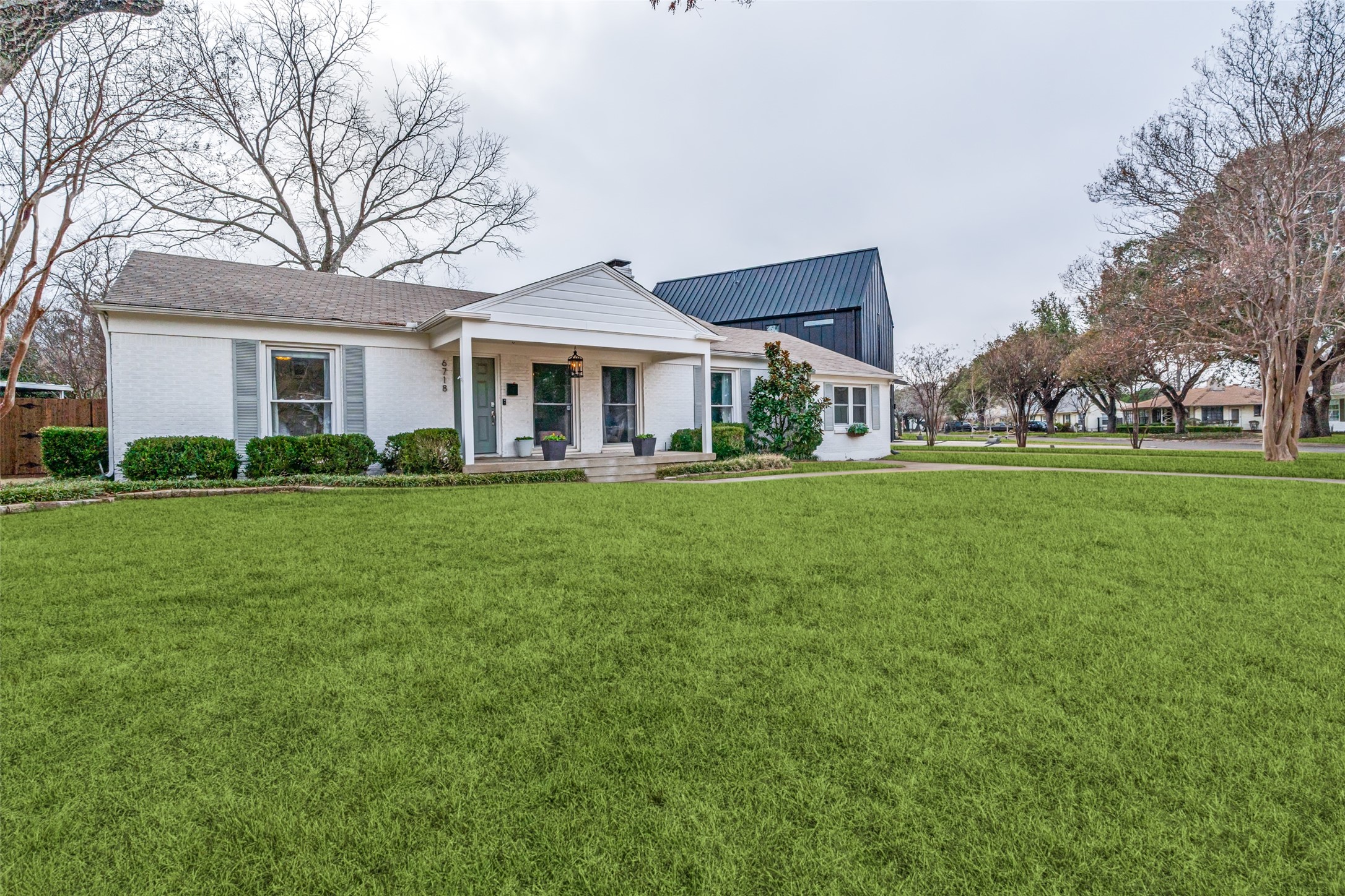 6718 Starling Circle Dallas TX 75209