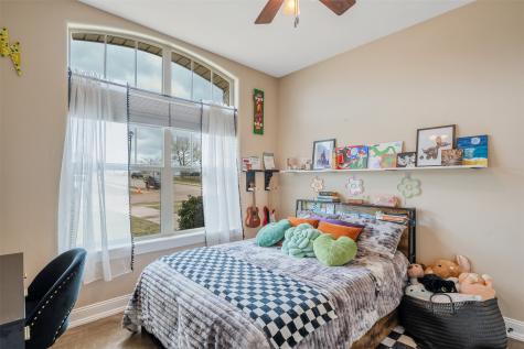 404 Corrigan Trails Boulevard Lindale TX 75771