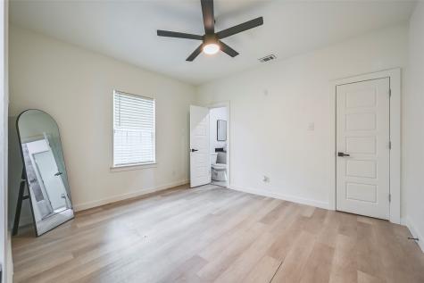 2109 Gould Avenue Fort Worth TX 76164