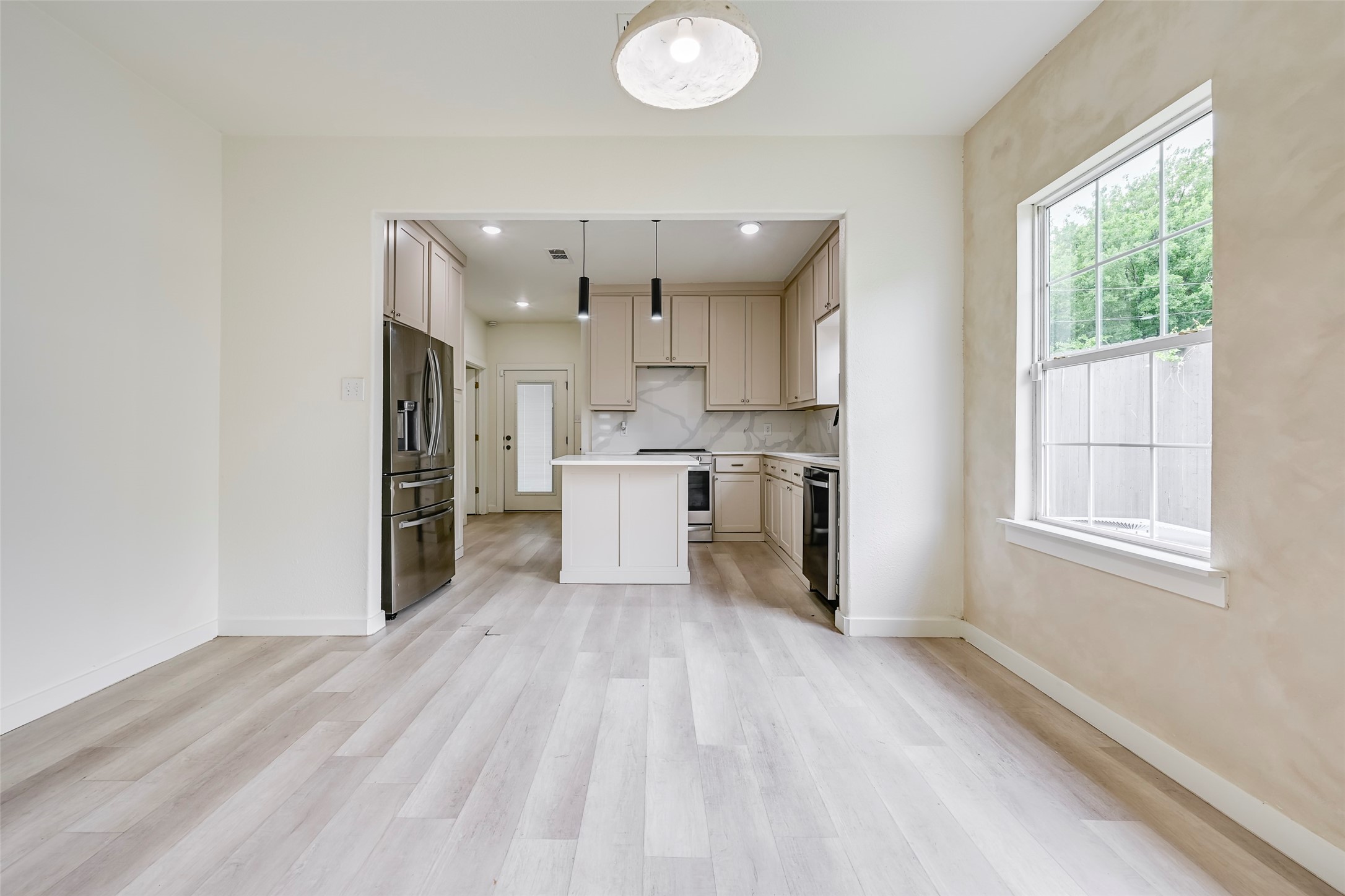 2109 Gould Avenue Fort Worth TX 76164