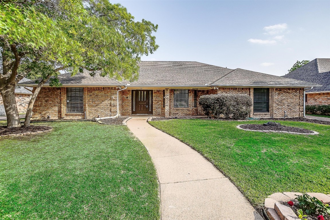 5029 Lake View Circle North Richland Hills TX 76180