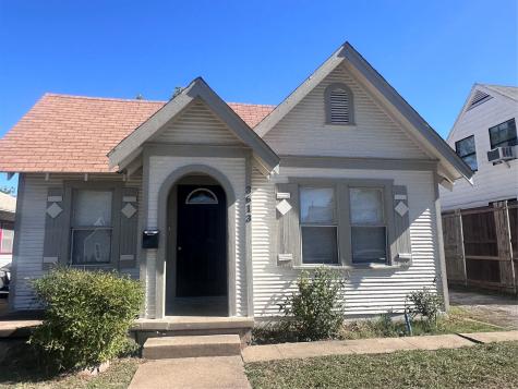 3613 S Adams Street Fort Worth TX 76110