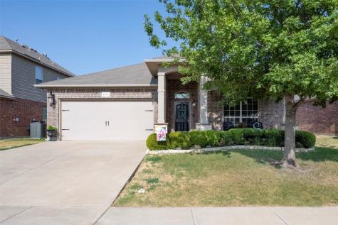 5717 Pawpaw Ridge Drive Fort Worth TX 76179