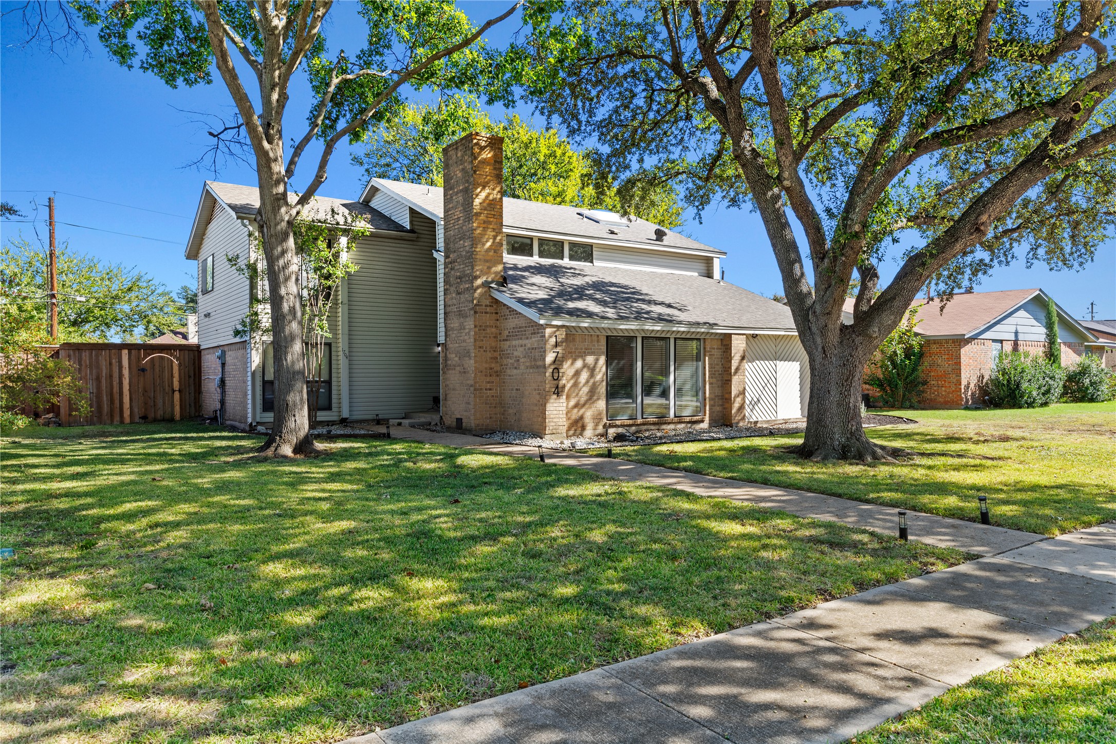 1704 Elk Grove Drive Richardson TX 75081