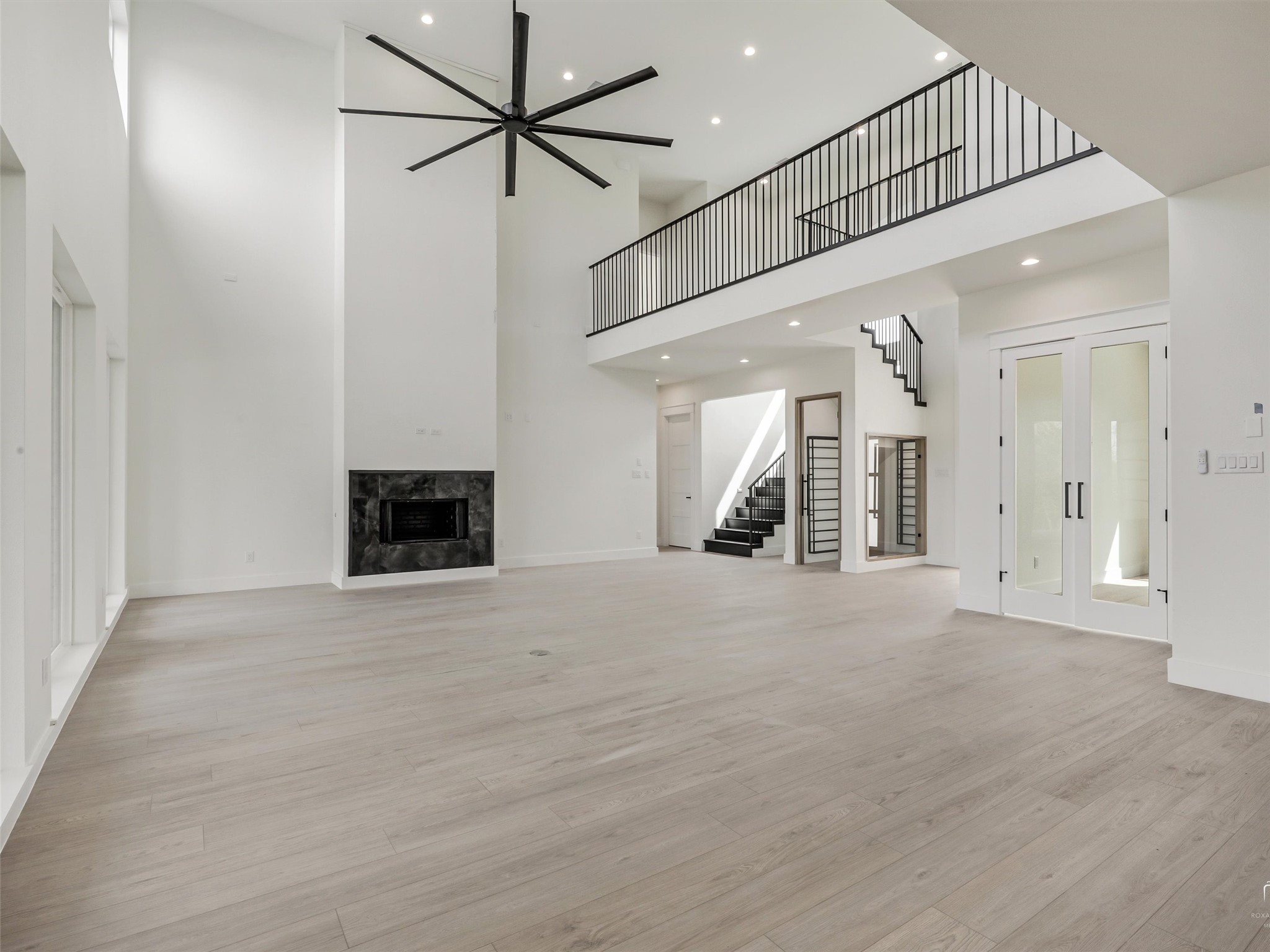 209 Avery Lane Gunter TX 75058