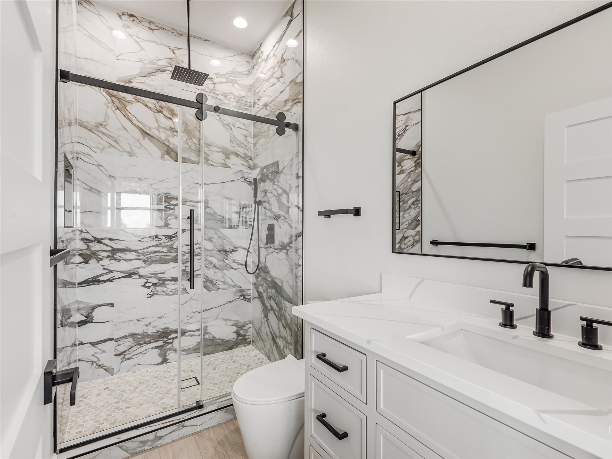 209 Avery Lane Gunter TX 75058